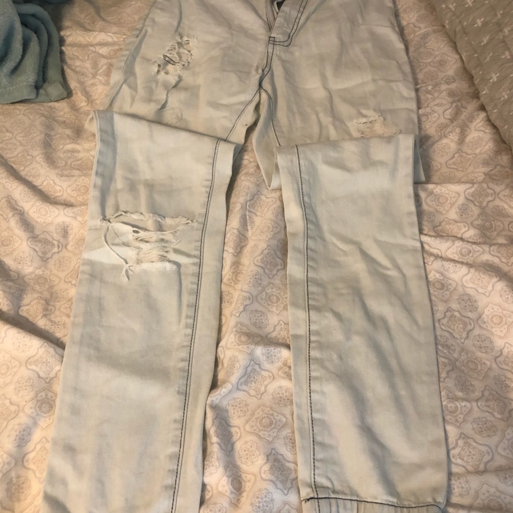 Light washed jeans